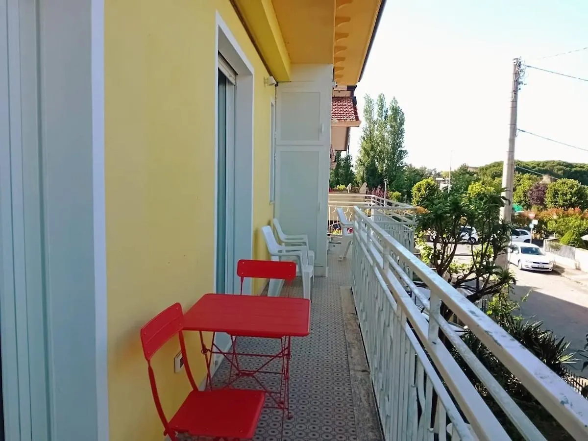 公寓 Villa Fenice - Elegante E Luminosa Oasi Di Comfort Dove Tutto E A Due Passi 里乔内